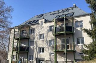 Wohnung mieten in Sandbergstr., 08112 Wilkau-Haßlau, Helle 2-Zimmer-Maisonette im Dachgeschoss mit Spitzboden, Laminat und Wannenbad in Wilkau-Haßlau