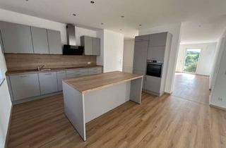 Wohnung mieten in Raiffeisenstraße, 84048 Mainburg, Großzügige 5-Zimmer-Wohnung in Mainburg - Sandelzhausen mit Einbauküche und Freisitz