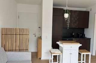 Wohnung mieten in Mühlenstraße 20, 10243 Friedrichshain, Möblierte Mikro-Wohnung mit Concierge Service und Lobby