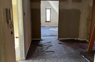 Wohnung mieten in Adenauerplatz, 97828 Marktheidenfeld, 2,5-Zimmer-Dachgeschosswohnung mit Terrasse in Marktheidenfeld