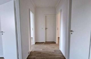 Wohnung mieten in Heidebreite 14, 38855 Wernigerode, Erstbezug nach Sanierung! 3-Raum-Wohnung mit schickem Duschbad im Grünen!