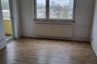 Wohnung mieten in Wülferoder Straße 7-21, 30880 Laatzen, Balkonwohnung im 2. Stock mit 2 Schlafzimmern in Laatzen