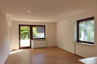 Wohnung mieten in Unterhaugstetter Straße 18, 75378 Bad Liebenzell, Schöne 1-Zimmer-Wohnung mit Südbalkon, Burgblick und neuer Einbauküche in Bad Liebenzell