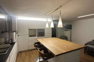 Wohnung mieten in Greinzstraße 4b, 81245 München, Ab sofort! Wunderschöne möblierte Souterrain Wohnung in Obermenzing direkt am Schloss Blutenburg!