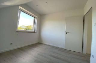 Wohnung mieten in Isselstraße 20, 48432 Rheine, Alltagstaugliche 4-Zimmer-Wohnung mit Balkon in Rheine
