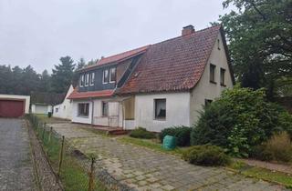 Haus kaufen in 29223 Celle, Großes Zweifamilienhaus in Boye mit zusätzlichem Baugrundstück