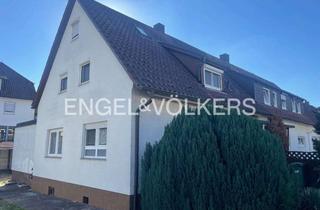 Einfamilienhaus kaufen in 74343 Sachsenheim, Ein Zuhause mit Zukunft gestalten – Einfamilienhaus mit großzügigem Anbau und Sanierungspotenzial
