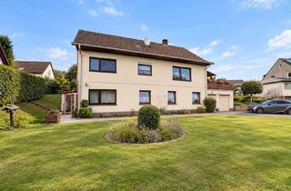 Einfamilienhaus kaufen in 58675 Hemer, Vermietetes Einfamilienhaus mit bezugsfreier Einliegerwohnung in Hemer-Frönsberg