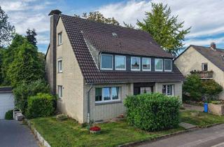 Haus kaufen in 42699 Ohligs-Aufderhöhe, Zweifamilienhaus in Stadtrandlage von Langenfeld