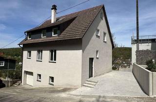 Haus kaufen in 72631 Aichtal, Saniertes 2-Fam. Haus mit Weitblick