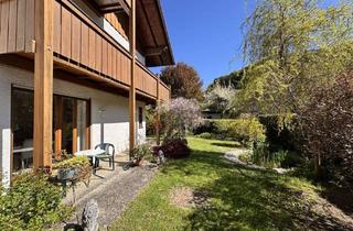 Haus kaufen in 83246 Unterwössen, Gepflegte, geräumige Haushälfte mit 2 Bädern, Gäste-WC, offenem Kamin und 2 Garagen in ruhiger Lage