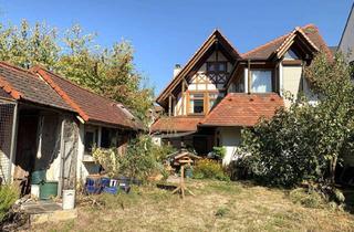 Haus kaufen in 76187 Knielingen, Besonderes Haus mit vermietetem Nebengebäude für Gartenliebhaber