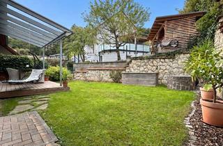 Doppelhaushälfte kaufen in 93173 Wenzenbach, Gepflegte Doppelhaushälfte mit Garten, zwei Terrassen, Garage und Photovoltaik