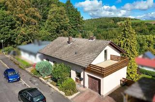 Einfamilienhaus kaufen in 36132 Eiterfeld, Wohnen in ruhiger Waldrandlage – Einfamilienhaus mit herrlichem Weitblick in Eiterfeld-Arzell