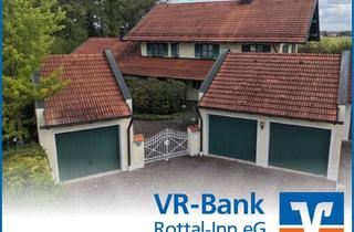 Haus kaufen in 94060 Pocking, Wohnhaus mit Einliegerwohnung und 3 GaragenUrbanes Wohnen in Pocking