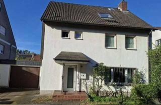 Einfamilienhaus kaufen in 50829 Bocklemünd/Mengenich, Alt-Bocklemünd: Freistehendendes Einfamilienhaus mit großem Grundstück und viel Charme!