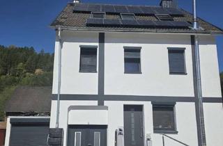 Einfamilienhaus kaufen in 53937 Schleiden, Modernisiertes Einfamilienhaus mit PV Anlage