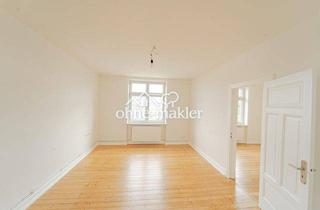 Wohnung mieten in Schwartauer Allee 121A, 23554 Lübeck, Gemütliche 2-Zi.-Altbauwohnung, frisch renoviert, mit neuer EBK und Balkon