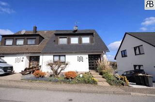 Wohnung kaufen in 42553 Velbert, Freiwerdende Maisonettewohnung (Haus im Haus) mit 4 Zimmern, Dachterrasse in Velbert-Neviges
