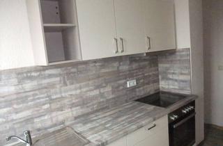 Wohnung mieten in Sindelfinger Straße 24, 04860 Torgau, 3-Raum-Wohnung mit Balkon und Einbauküche