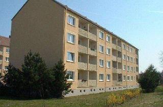 Sozialwohnungen mieten in Radeburger Str. 178, 01109 Hellerau/Wilschdorf, Wer will mich!? Interessante 4-Zimmer-Wohnung mit Balkon(WBS)