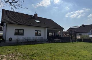 Einfamilienhaus kaufen in Lindenweg, 74855 Haßmersheim, Gepflegtes Einfamilienhaus mit Einliegerwohnung, großzügigem Garten und vielseitigem Platzangebot