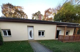 Haus kaufen in Fliederweg 15a, 06449 Aschersleben, Platz für neue Ideen: Bungalow in Aschersleben