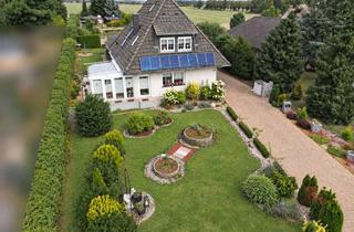 Einfamilienhaus kaufen in 14913 Niedergörsdorf, Niedergörsdorf: Großzügiges Einfamilienhaus mit idyllischem Garten und eigenem Badeteich