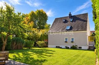 Einfamilienhaus kaufen in Erdinger Straße 101, 85356 Freising, Freistehendes Einfamilienhaus auf ca. 857 m² Grundstück - viel Platz und Potenzial in Freising-Lerch