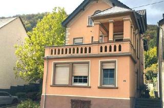 Haus kaufen in 56253 Treis-Karden, Zwei Einheiten, maximale Flexibilität – Renditestarkes Investment oder Traum-Zuhause an der Mosel!