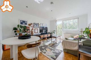Anlageobjekt in Karl-Stieler-Straße 16, 12167 Steglitz, Über den Dächern von Berlin-Steglitz: Lichtvolle 2-Zimmer-Dachgeschosswohnung mit privatem Balkon