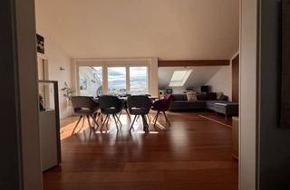 Wohnung kaufen in 71672 Marbach, Provisionsfrei: Wohntraum mit einmaligen Ausblick, Dachterrasse, Einzelgarage und viel Stauraum