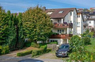 Wohnung kaufen in 71665 Vaihingen an der Enz, Fit für die Zukunft, Tolle 2 Zimmerdachgeschosswohnung mit TG-Stellplatz als Kapitalanlage