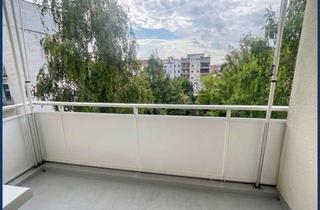 Wohnung mieten in 39112 Magdeburg, Lichtdurchflutete 2-Zimmer-Wohnung mit moderner Einbauküche und sonnigen Balkon - WG geeignet!