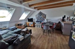 Wohnung mieten in Gärtnerstraße, 93059 Weichs, Wohnen mit Charakter: Dachgeschosswohnung in Regensburg-Weichs