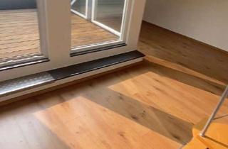 Wohnung mieten in Isernhagener Straße, 30161 List, Wunderschöne, helle Dachgeschoss-Wohnung in der List