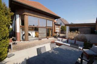 Haus kaufen in 71277 Rutesheim, Großzügiges 1–2-Familienhaus mit Wintergarten & 3 Garagen