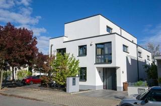 Haus kaufen in 68723 Schwetzingen, Ein Haus, das Größe zeigt. Und Persönlichkeit.