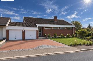 Haus kaufen in Antoniusstr. 43, 58739 Wickede, Großzügiges Ein- bis Zweifamilienhaus mit ca. 392 m² Wohnfläche und unverbaubarem Ausblick