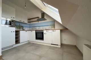 Wohnung mieten in 46483 Wesel, Gemütliche, helle DG-Wohnung, mit Küche, Wanne, Fensterbad, Top-Lage, frei ab sofort