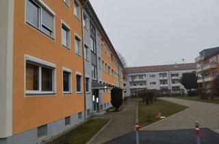 Wohnung kaufen in 86438 Kissing, Von Privat: Helle, großzügige 2,5-Zimmer-Dachgeschosswohnung mit Südwestbalkon