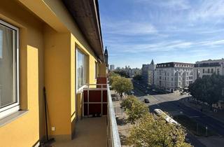 Wohnung kaufen in 10587 Charlottenburg, Bezugsfreie 3-Zimmer-Dachgeschosswohnung mit Balkon am Schloss Charlottenburg – provisionsfrei