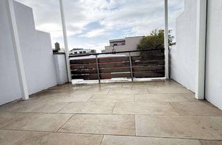 Wohnung mieten in 25335 Elmshorn, 2,5-Zimmer-Wohnung in Elmshorn mit EBK und tollem, großen Balkon