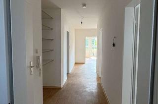 Wohnung mieten in Rathausstraße 37, 86343 Königsbrunn, Helle 3-Zimmer-Wohnung mit Balkon & Stellplatz zentral in Königsbrunn. •Bitte Beschreibung Lesen•