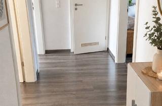 Wohnung mieten in Hohenzollernstraße 25, 75177 Nordstadt, Gepflegte 3-Zimmer-Wohnung mit Balkon und separatem WC in Pforzheim