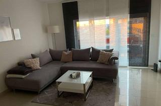 Wohnung mieten in 86368 Gersthofen, Geschmackvolle Rennovierte 2-Raum-Dachgeschosswohnung mit Balkon und EBK in Gersthofen