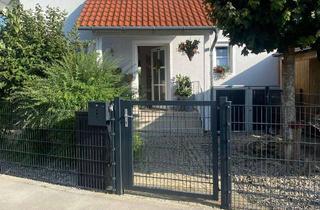 Haus mieten in Puschkinstraße, 85095 Denkendorf, Liebe Familie gesucht für kleines Einfamilienhaus in Denkendorf