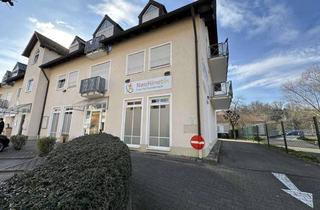 Büro zu mieten in Landstraße, 76571 Gaggenau, Großzügige Gewerbeeinheit mit 140 m², 7 Zimmern und 2 Stellplätzen – ideal als Praxis, Büro ...