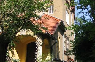 Immobilie mieten in Karwendelstraße 36, 12203 Lichterfelde, Möbliertes Apartment auf Zeit in der Landhausvilla
