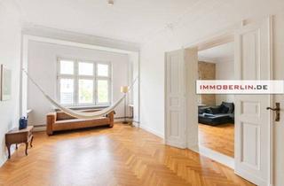 Wohnung kaufen in 10967 Berlin, IMMOBERLIN.DE - Charmante Altbauwohnung mit Balkon in exzellentem Zustand am Park